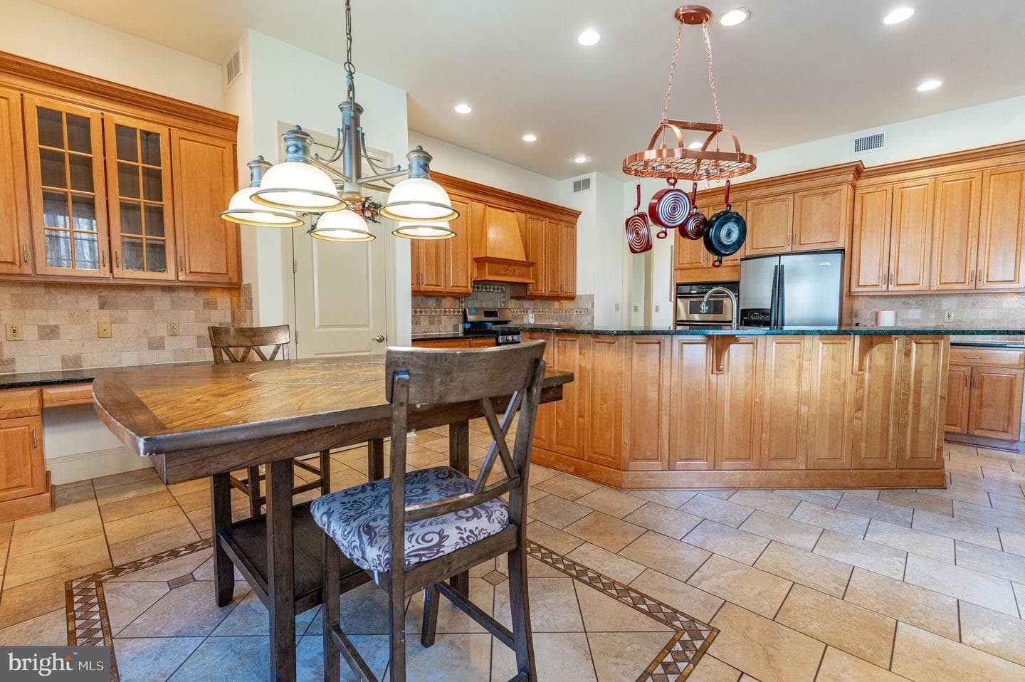 49 Crest Boulevard photo 4