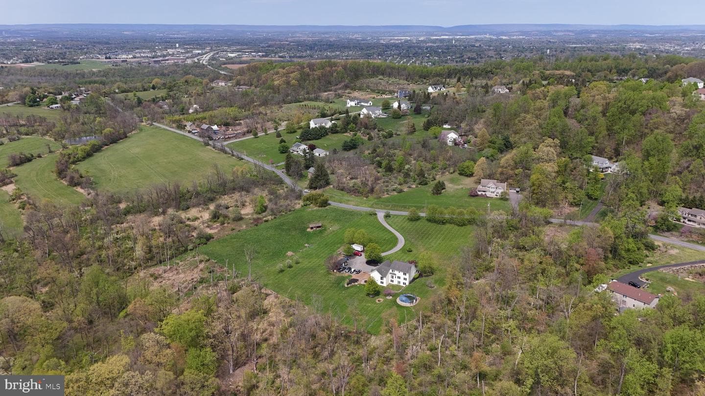 725 Buttermilk Road photo 71