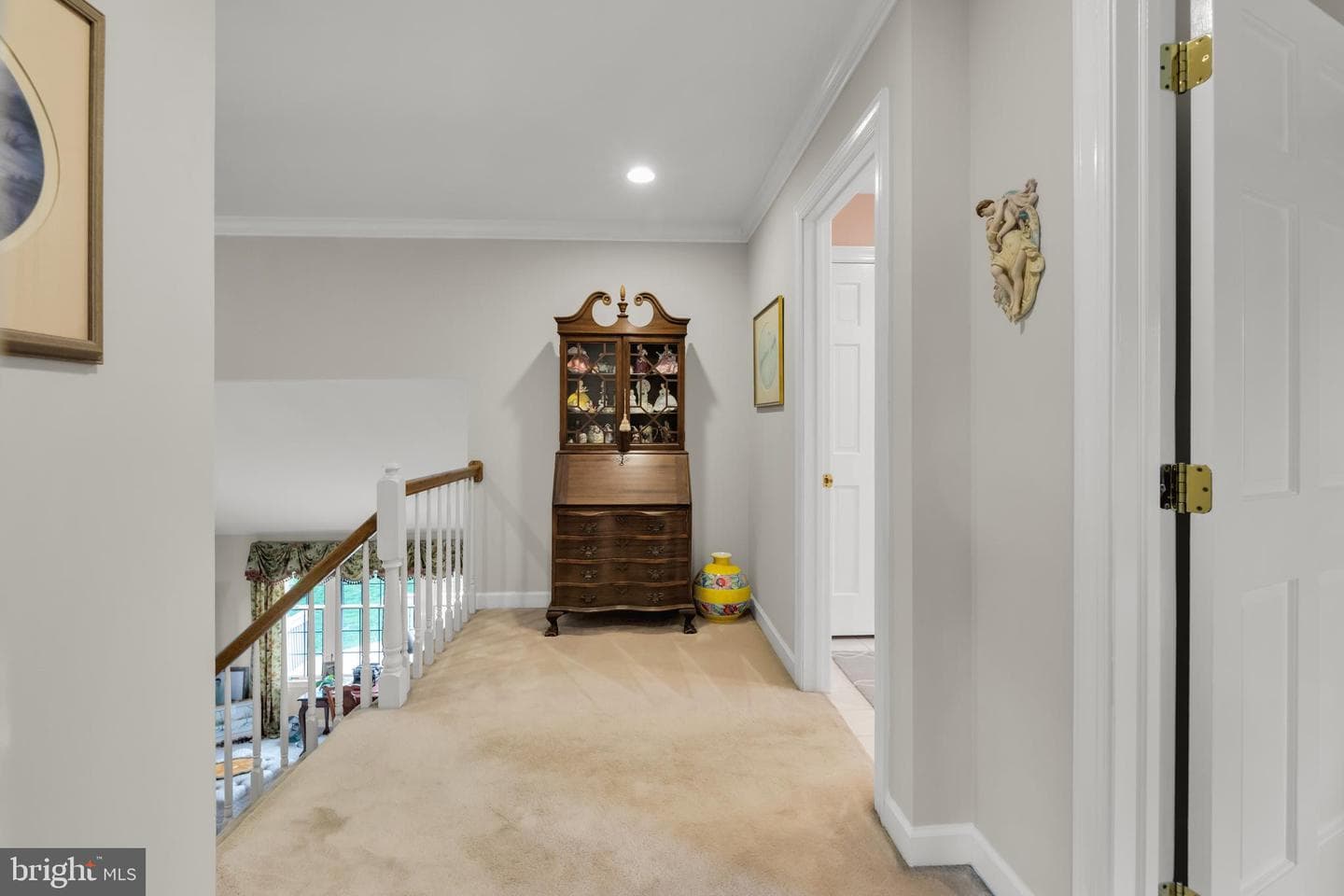 1860 Rosewood photo 35