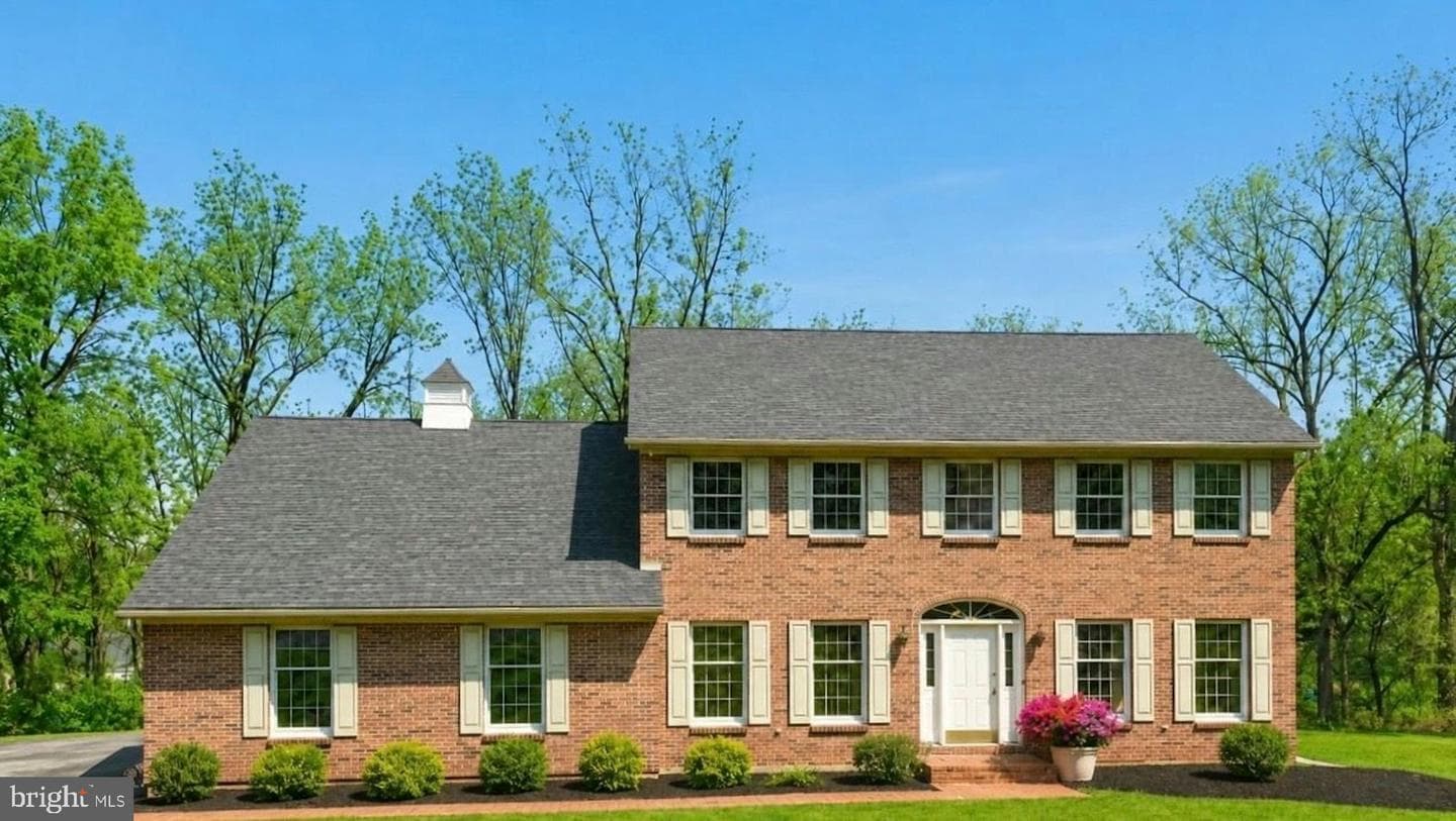 1975 Mountain Hill Lane