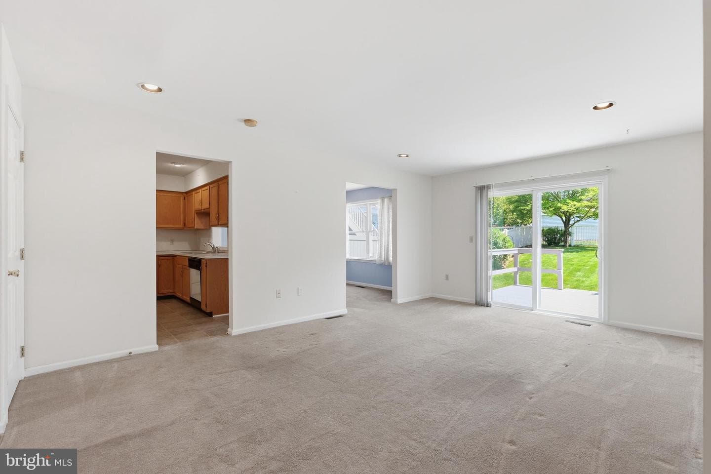 220 Melissa Drive photo 10