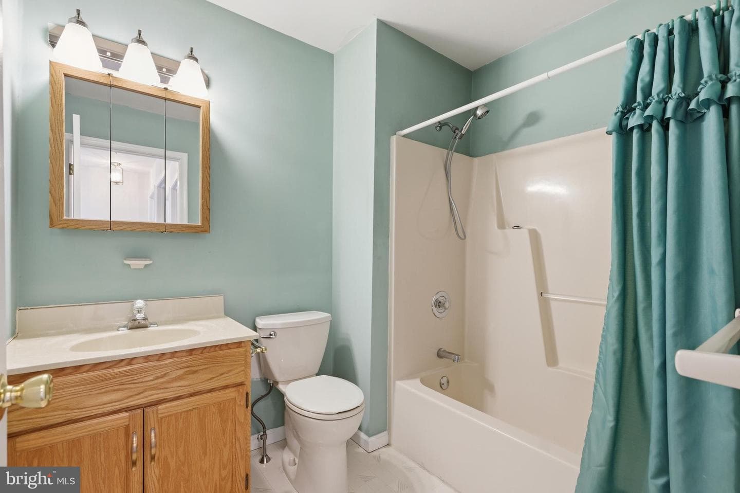 220 Melissa Drive photo 30