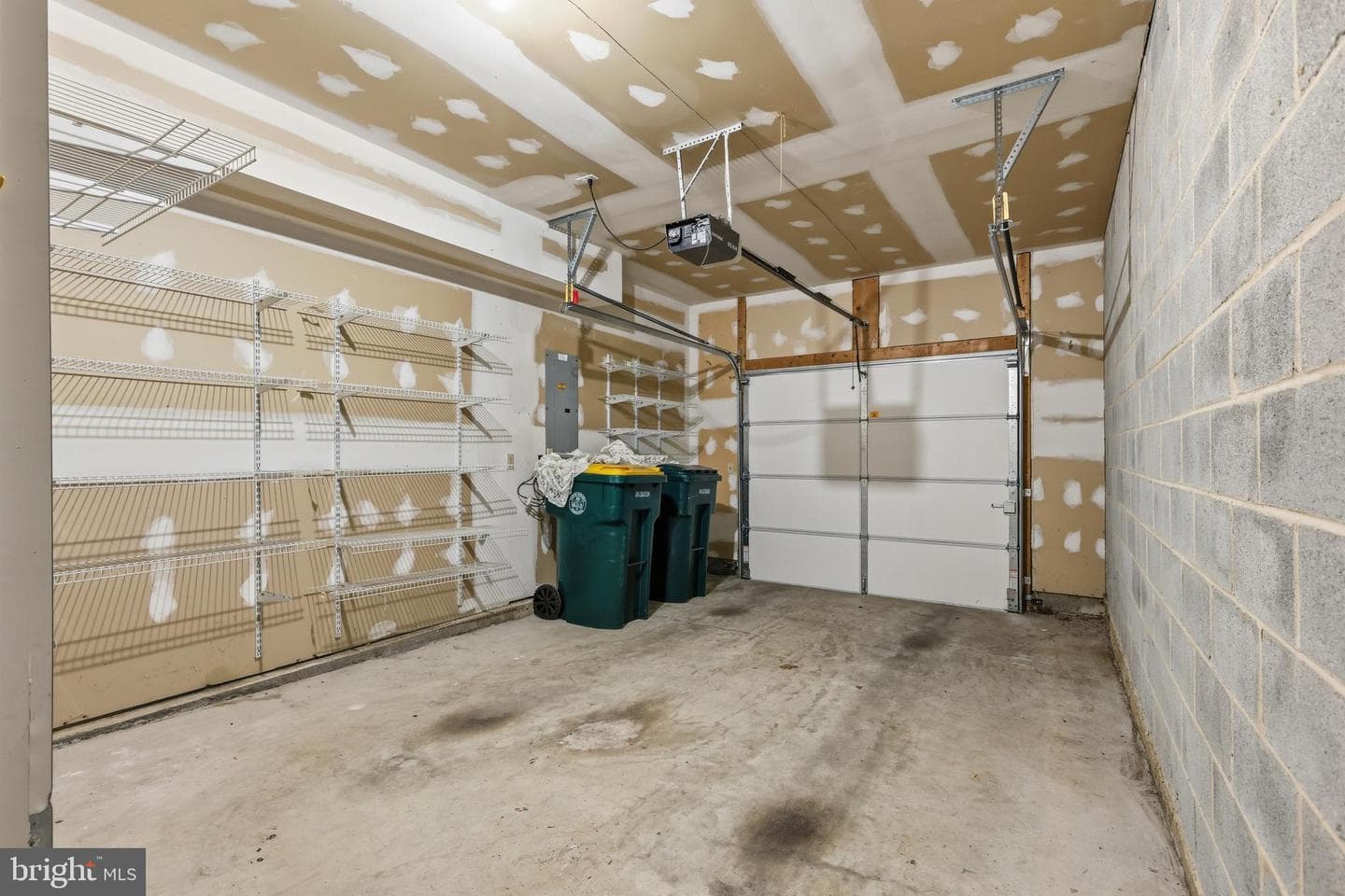 220 Melissa Drive photo 34