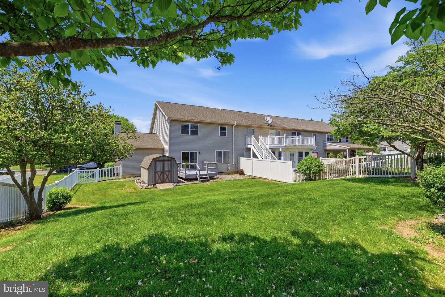 220 Melissa Drive photo 47