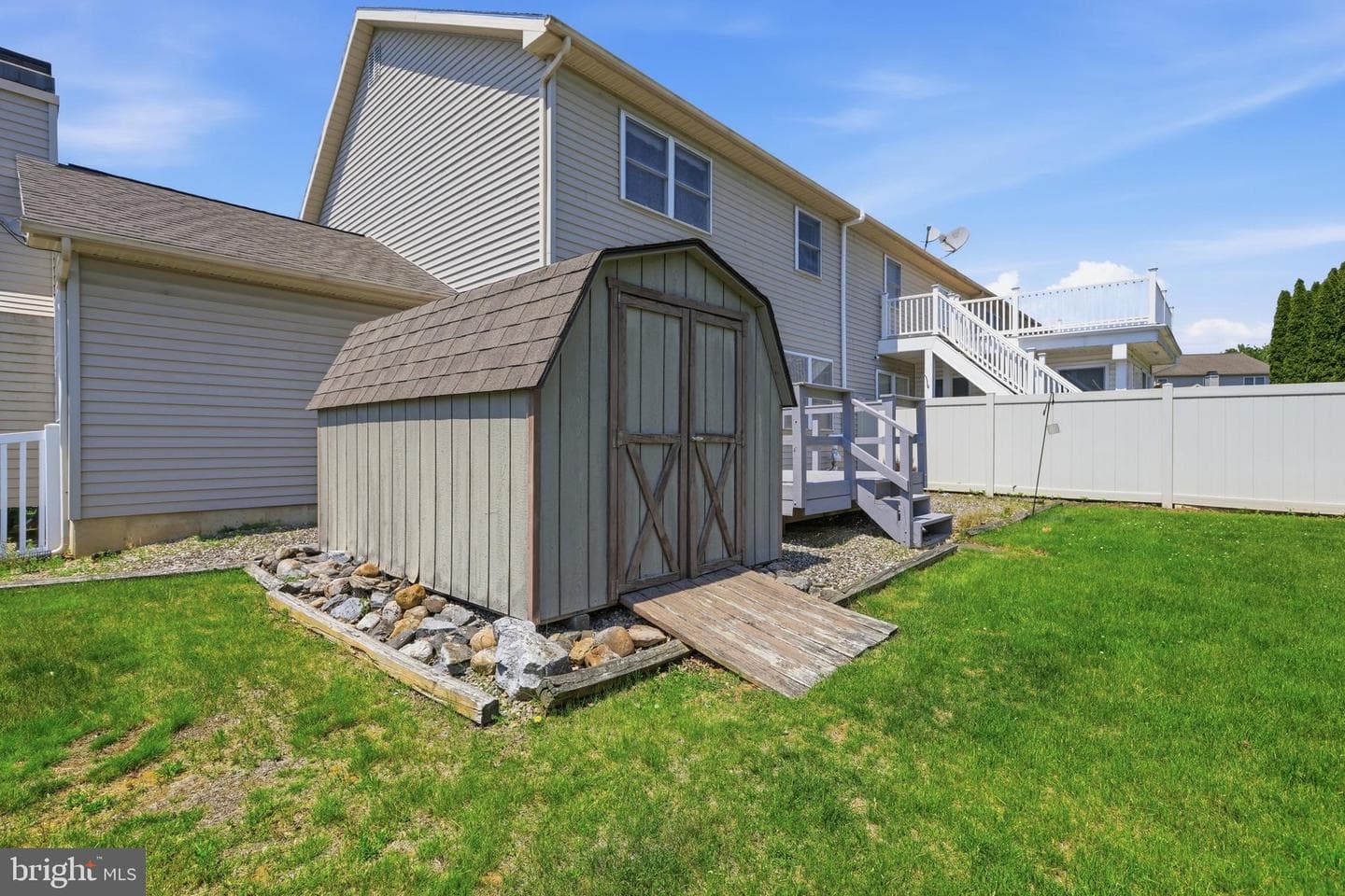 220 Melissa Drive photo 48