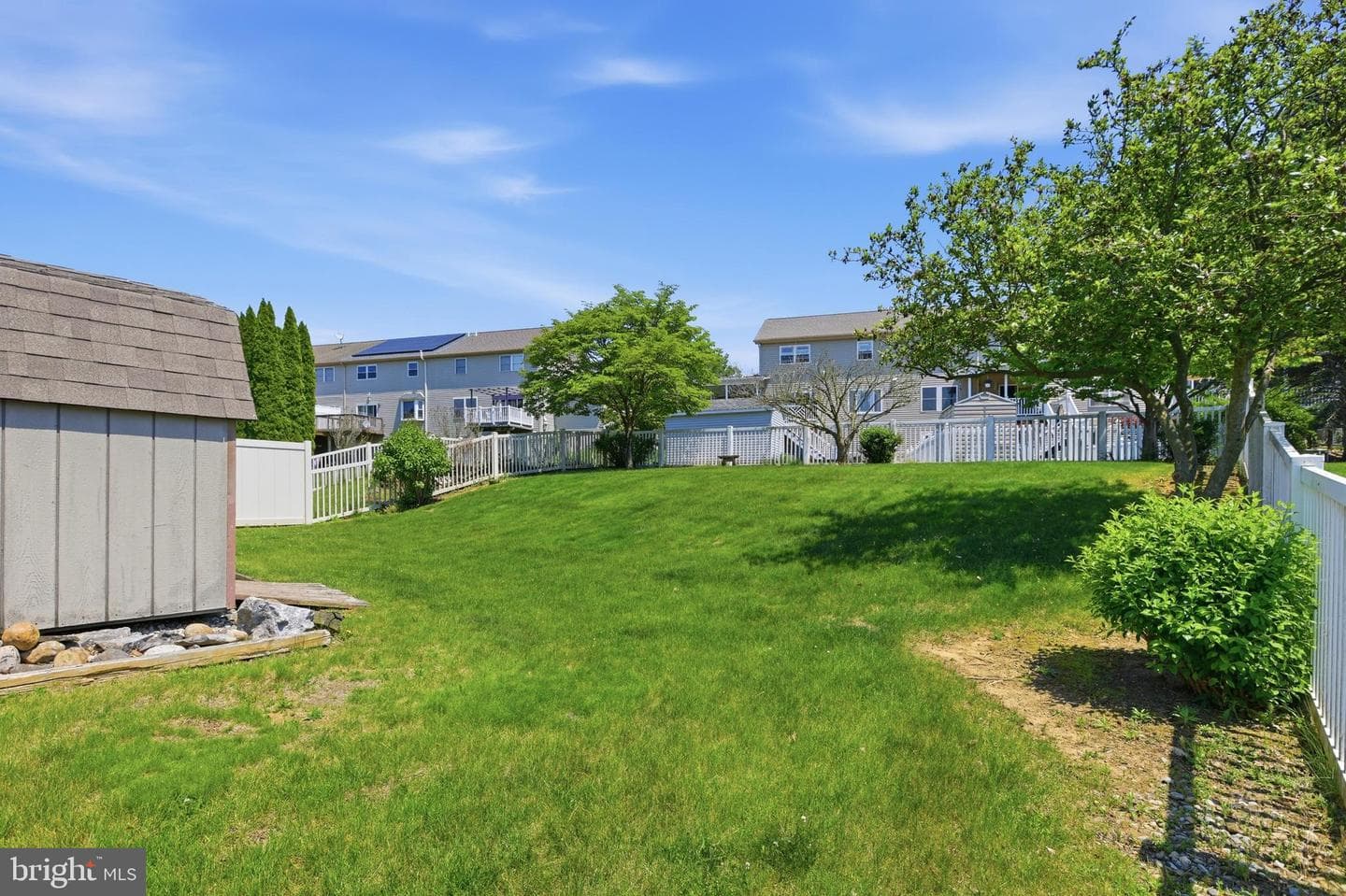 220 Melissa Drive photo 49