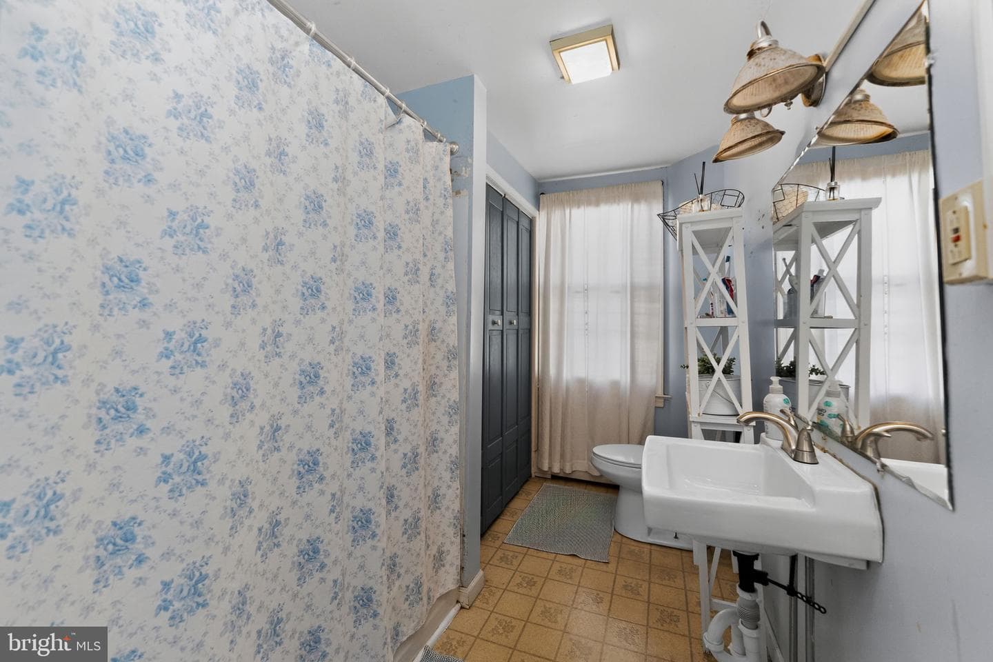 1121 Front Street photo 18