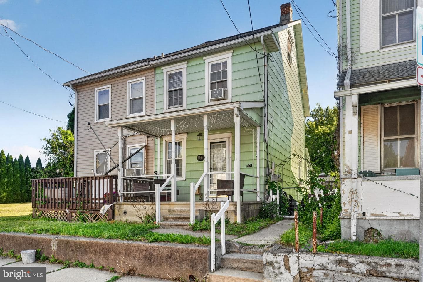 1121 Front Street photo 3