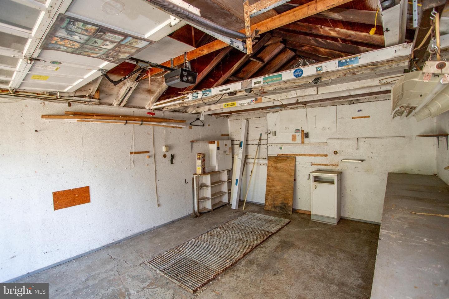 2424 Northwood Avenue photo 28