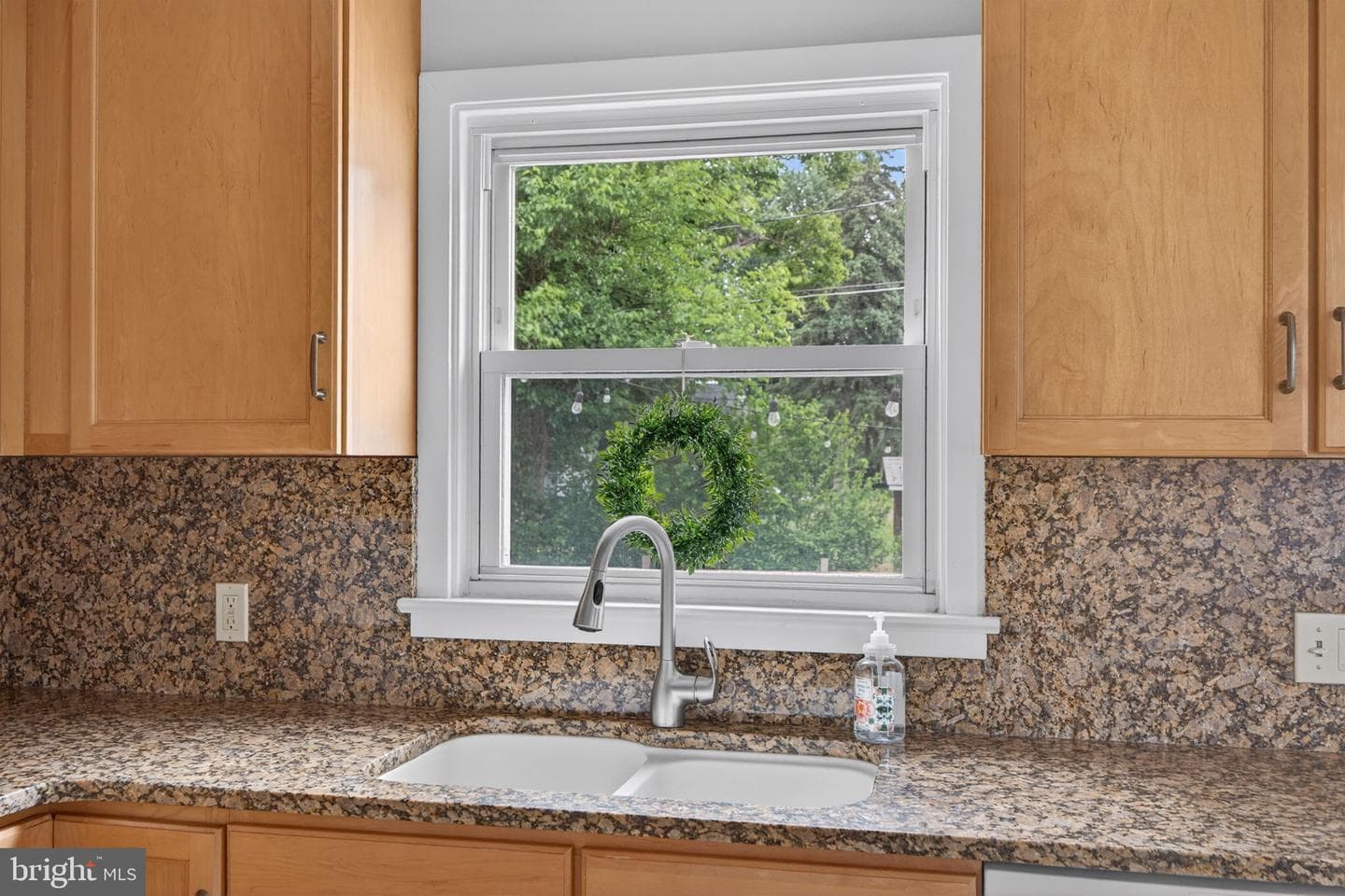 1802 Snyder Street photo 10