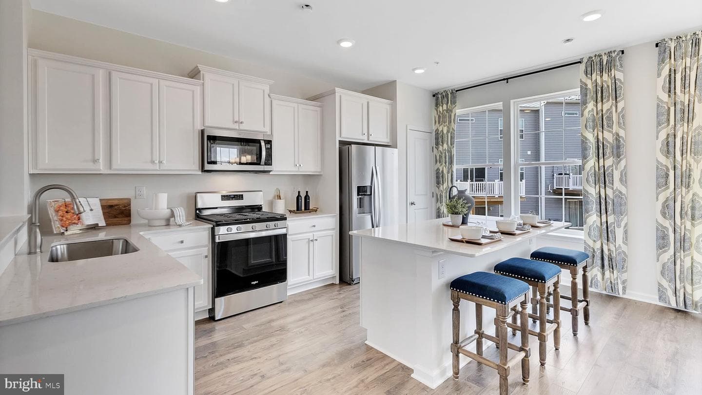 221 Winding Road, Forks Township
