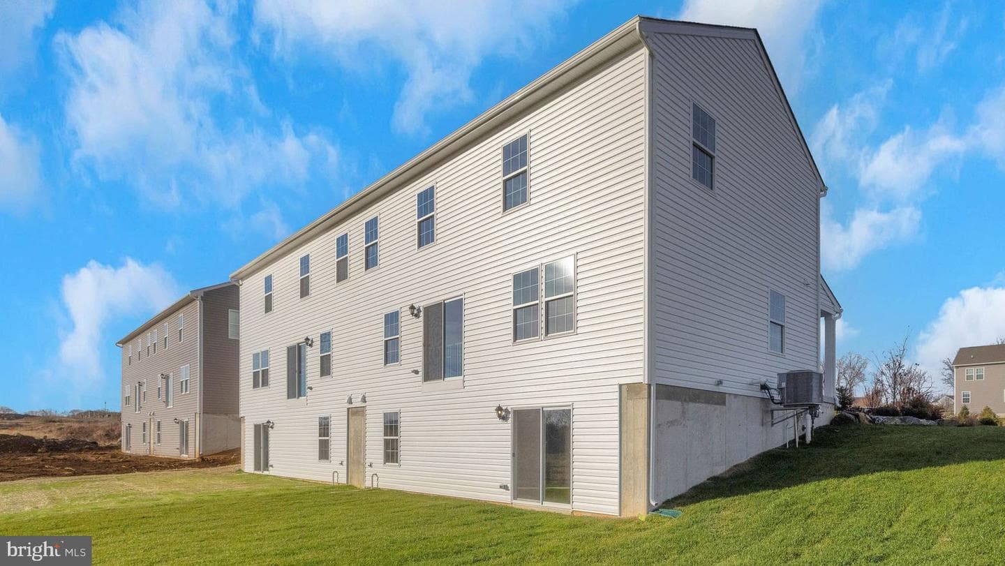 222 Winding Road photo 45