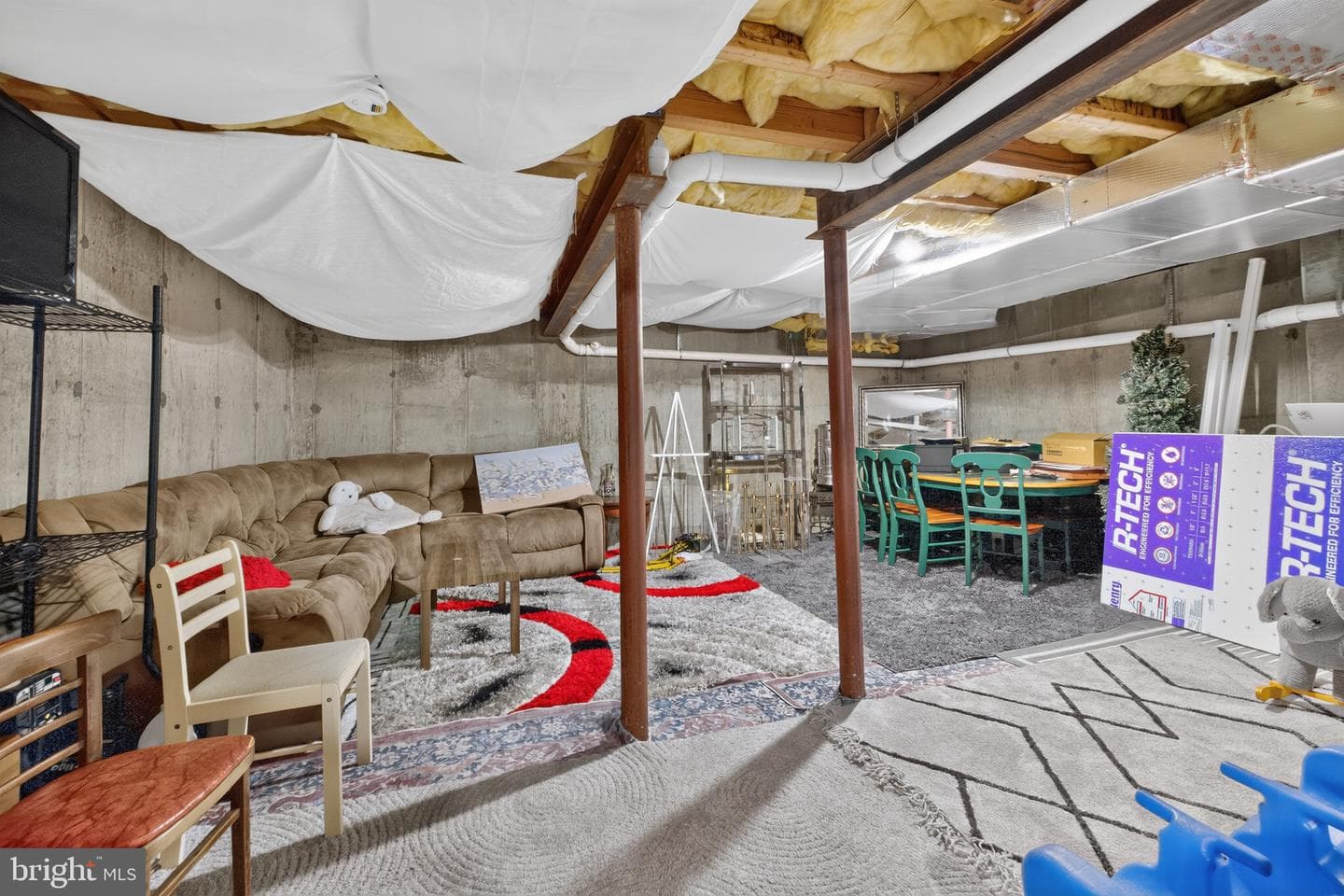 142 Willow Drive photo 25
