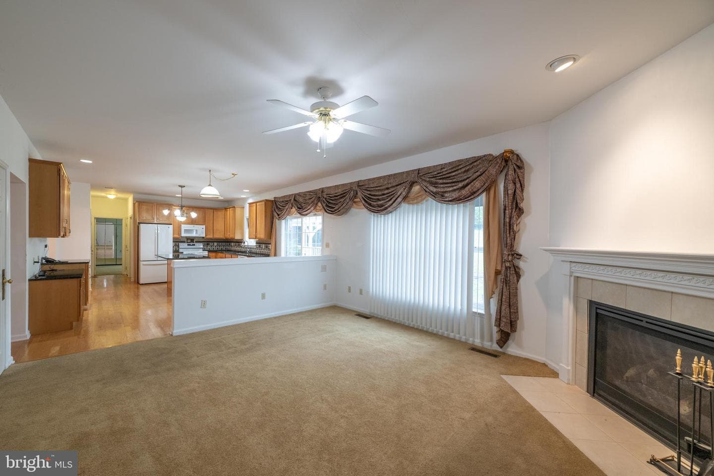 2760 New England Drive photo 16