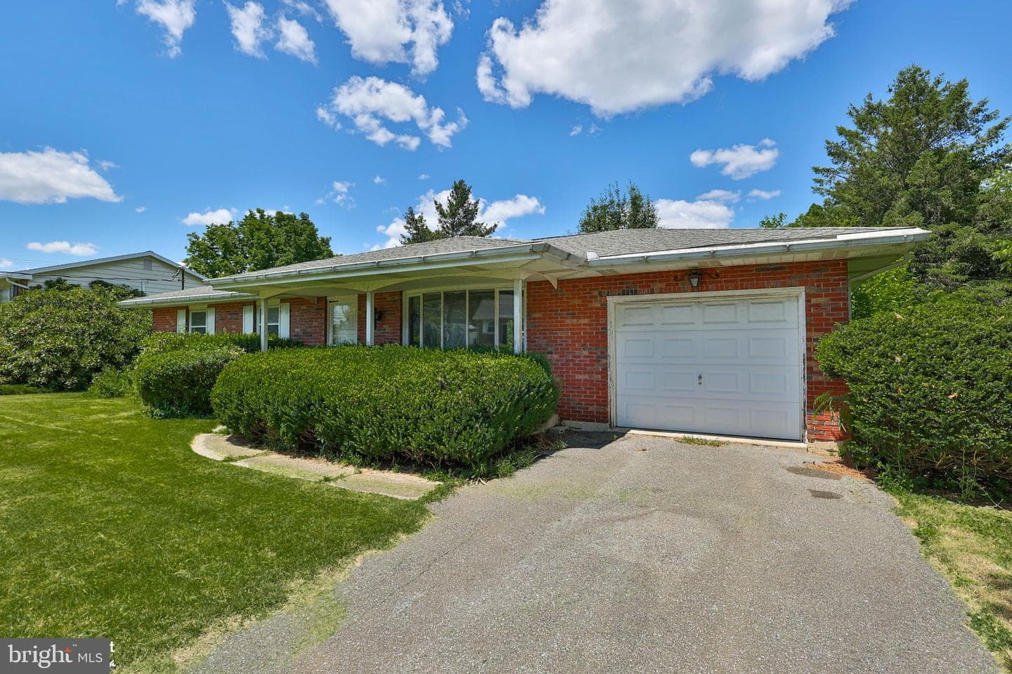 2649 Northview Avenue photo 3