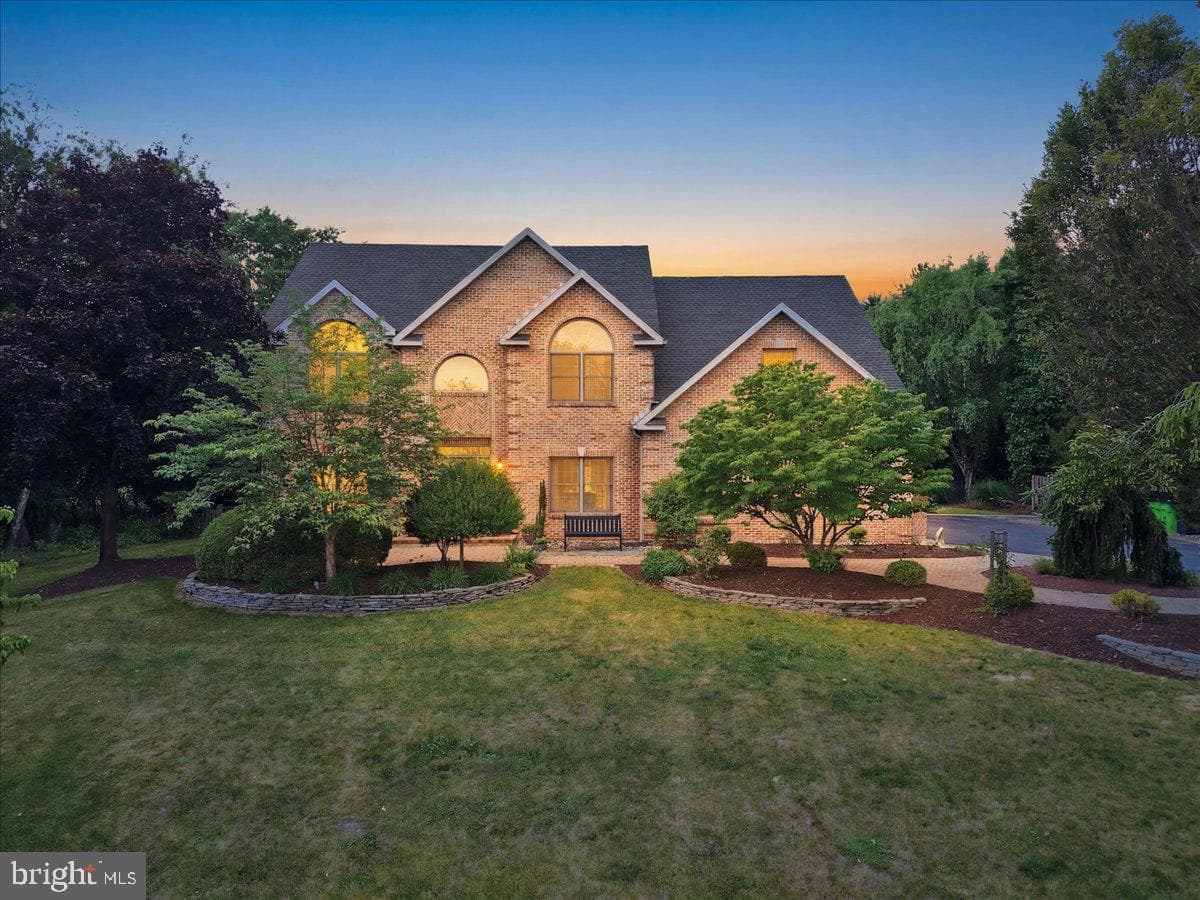 831 Colonna Lane, Nazareth
