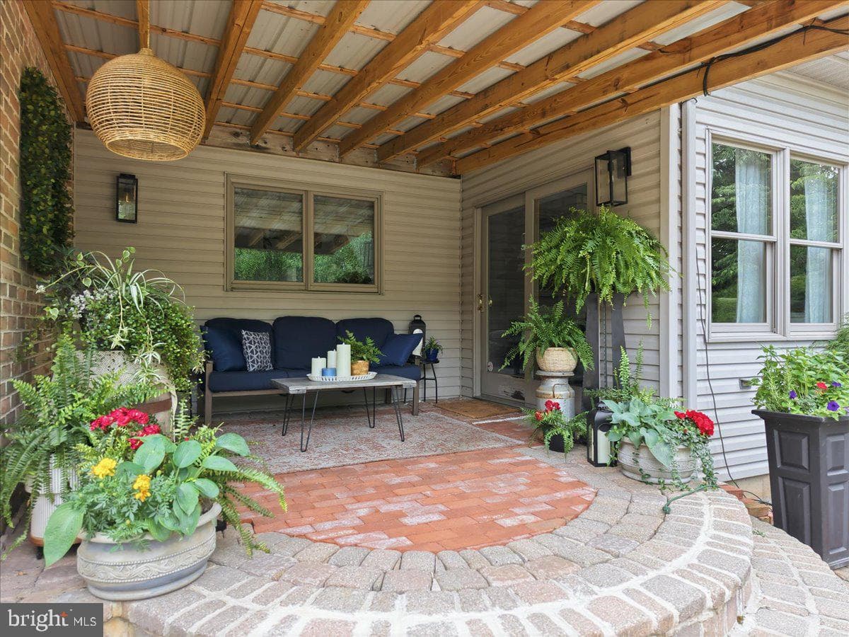 831 Colonna Lane photo 39