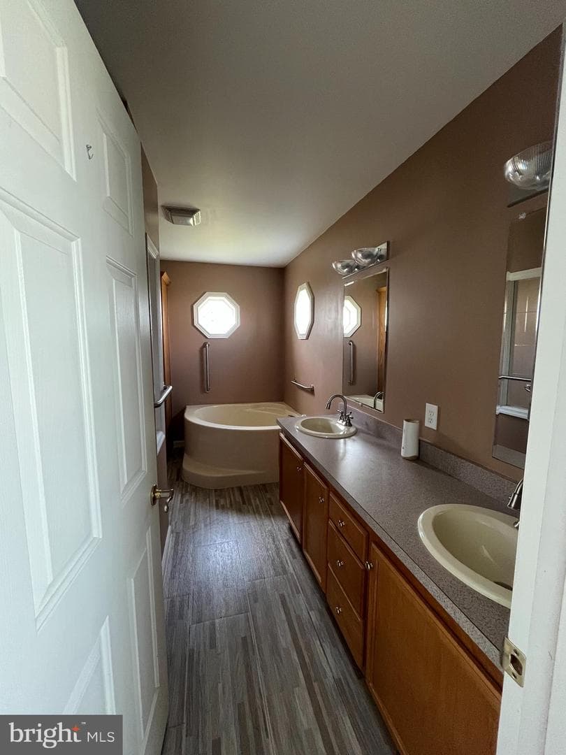 671 Kykuit Place photo 10