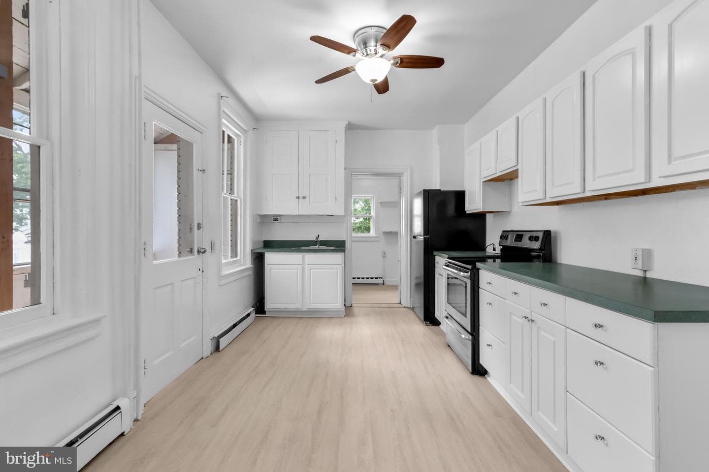 227 E Garrison Street photo 8