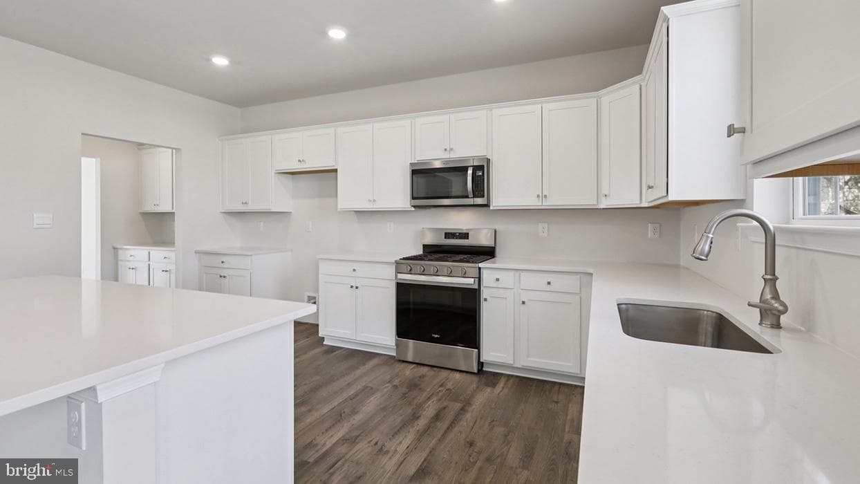 124 Winding Road photo 25