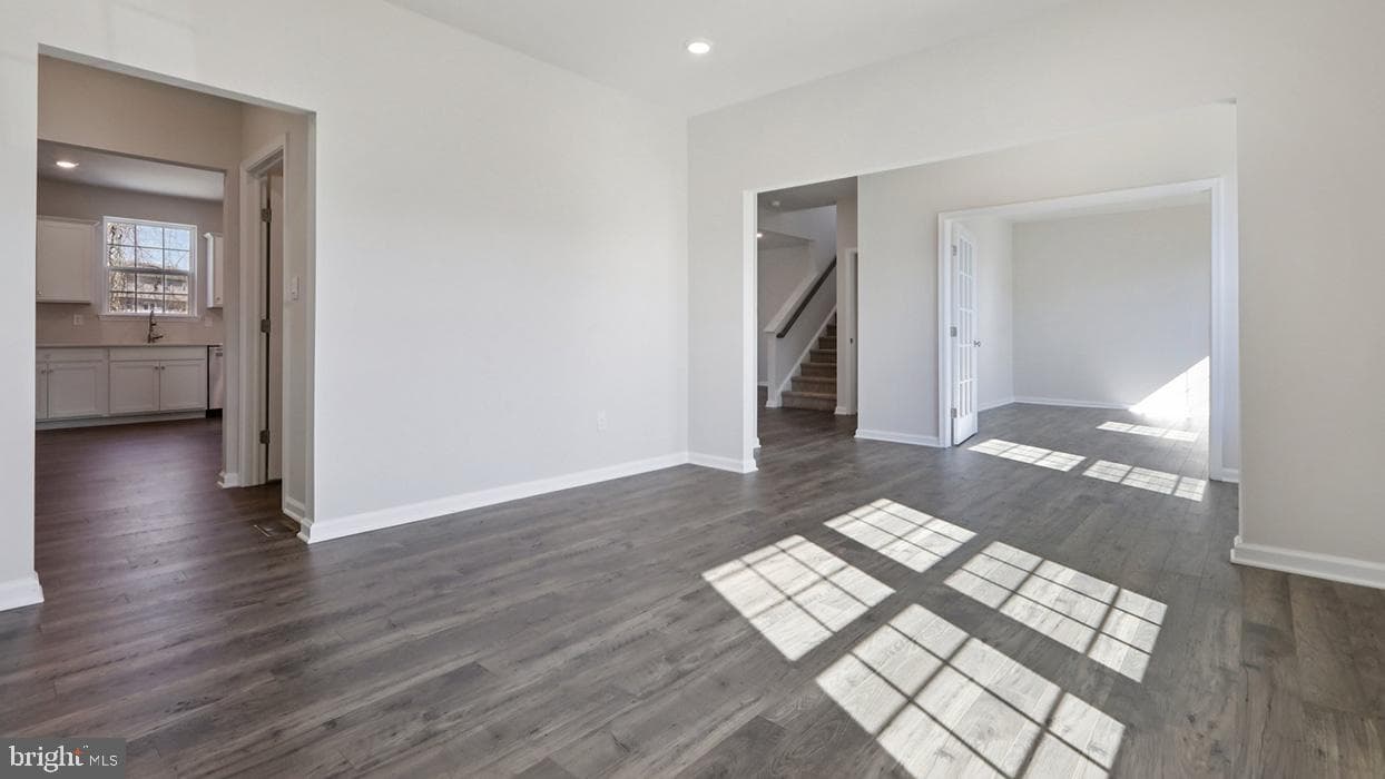 124 Winding Road photo 44