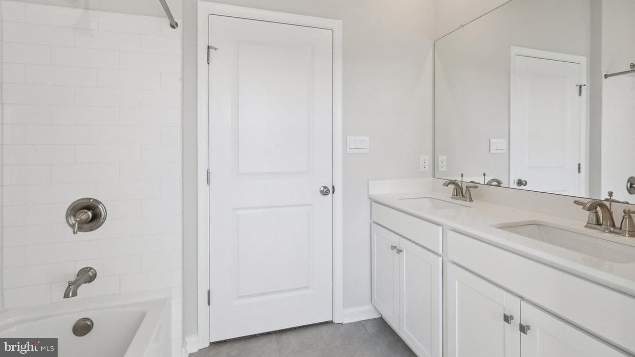 124 Winding Road photo 64