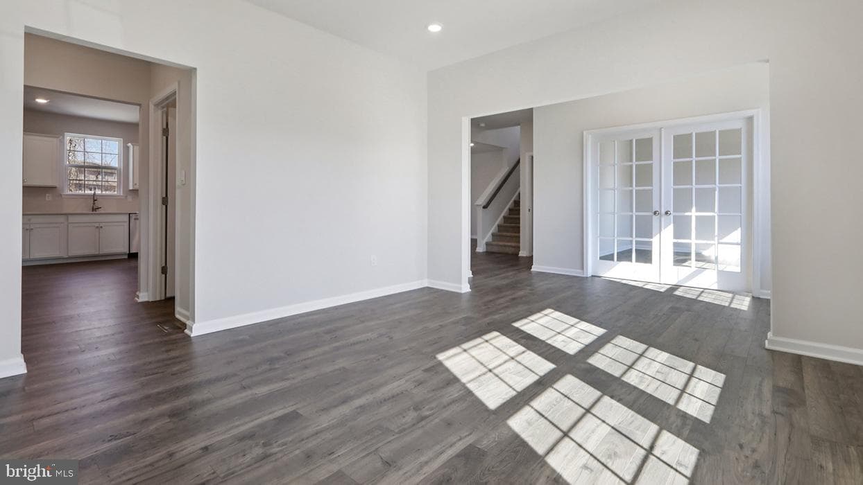 128 Winding Road photo 45