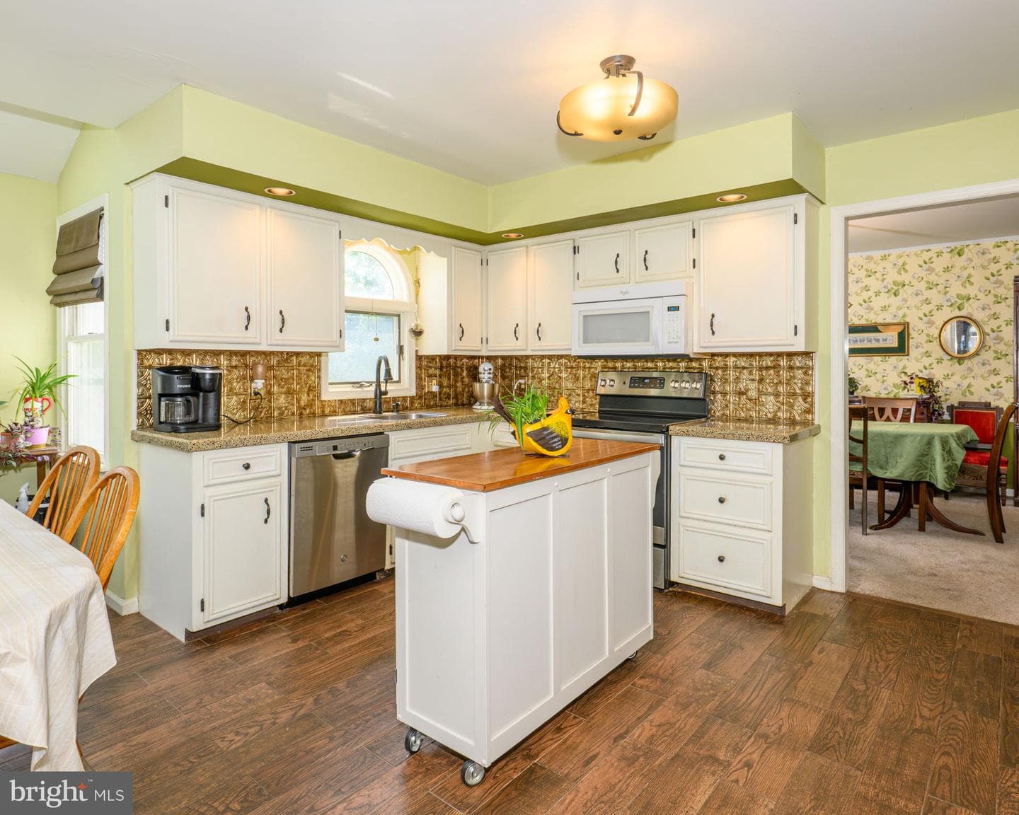 410 E Mayfield Circle photo 4