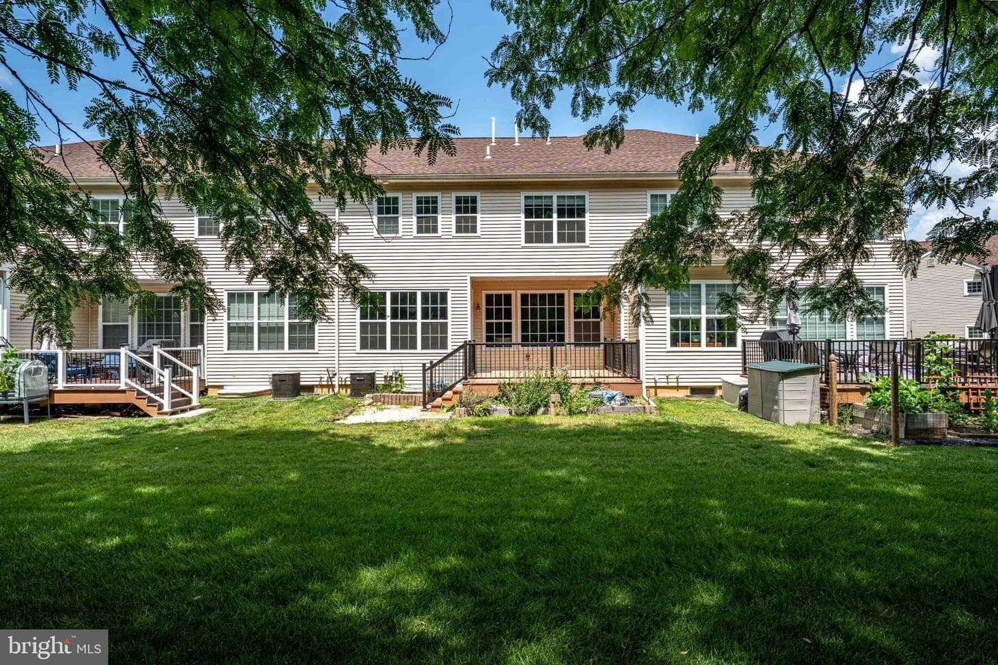 889 Iron Lane photo 37