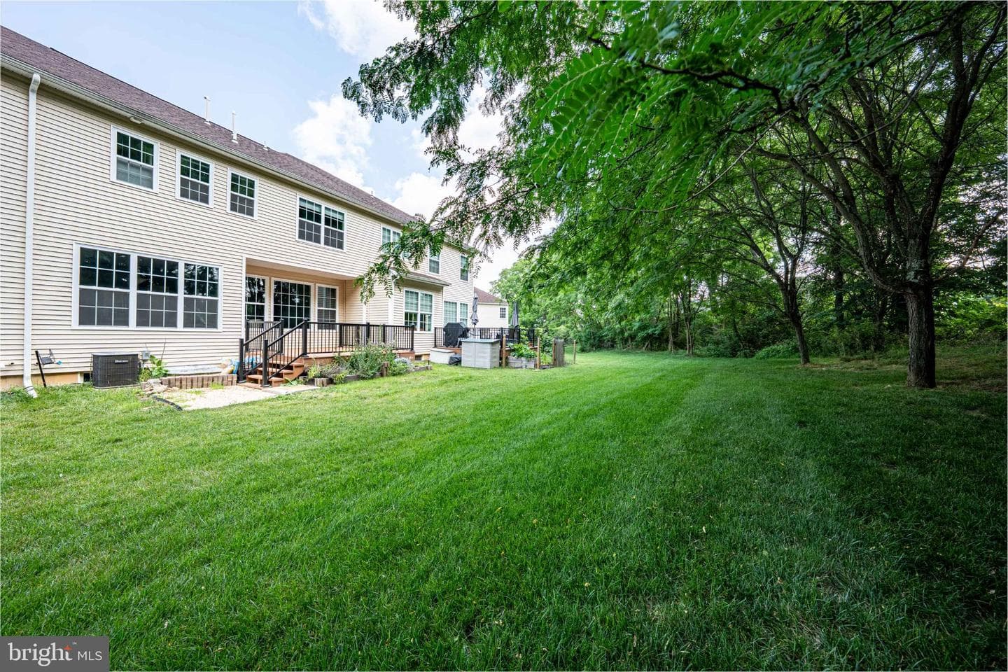 889 Iron Lane photo 42