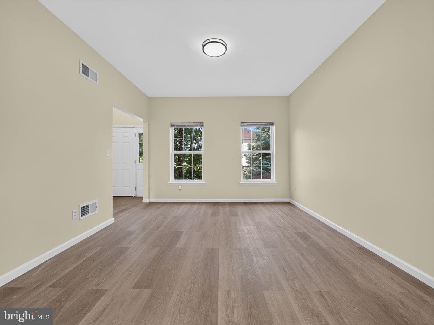 740 Mohican Drive photo 12