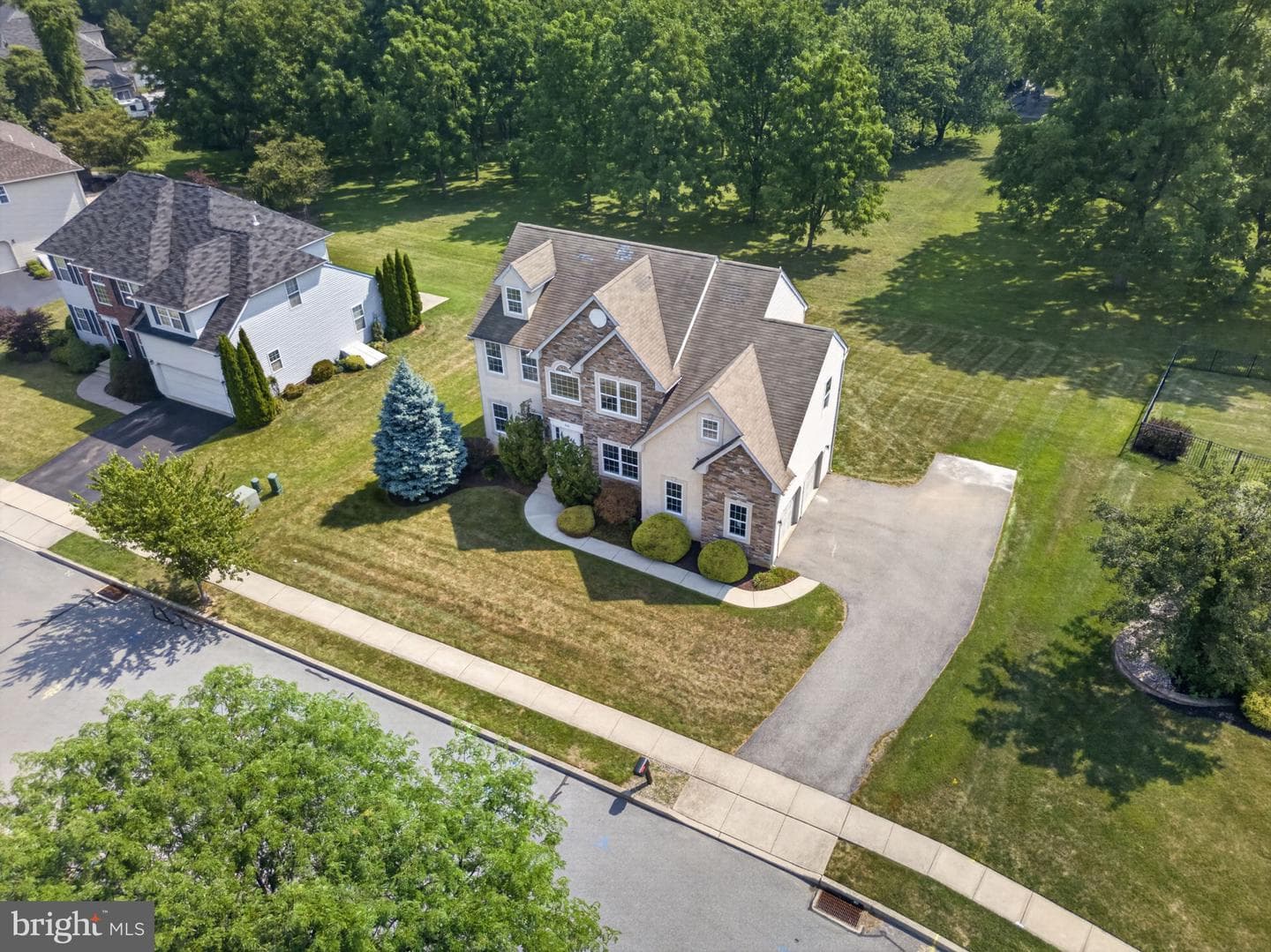 740 Mohican Drive photo 5