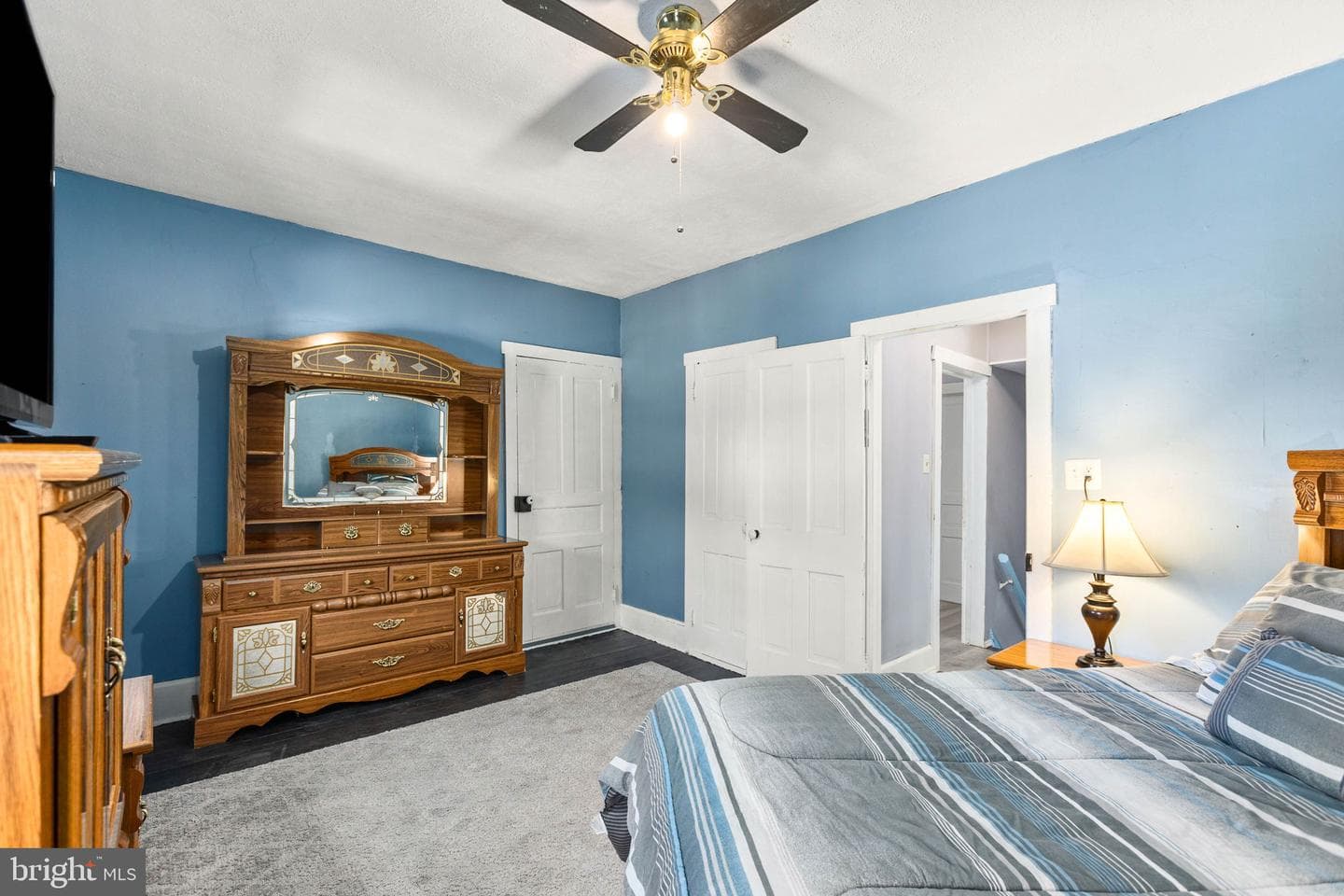 250 Riverside Lane photo 24