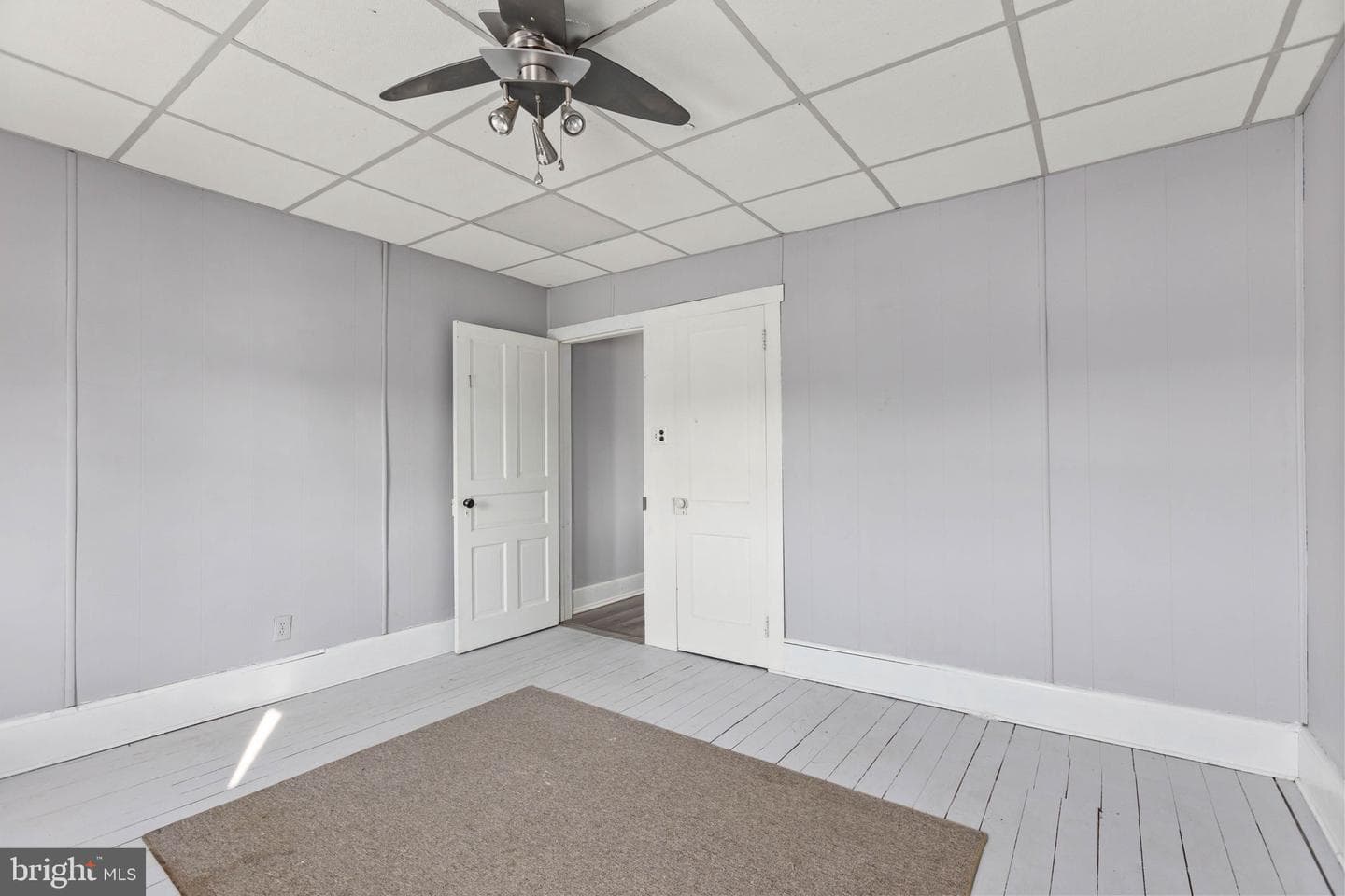 250 Riverside Lane photo 27
