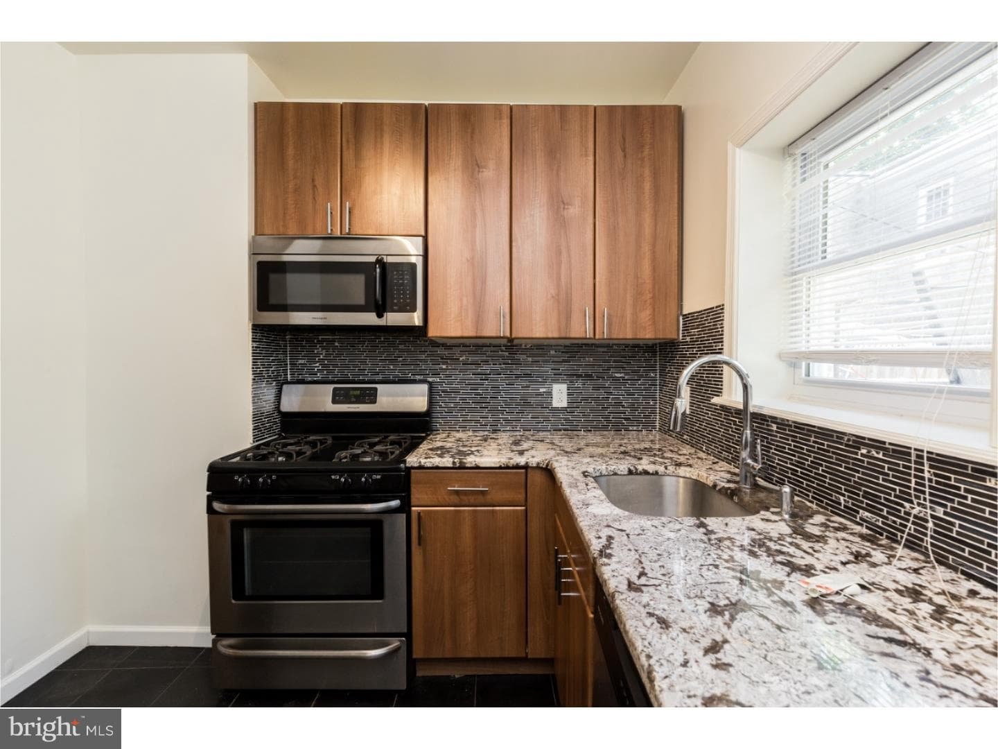 2206 Winton Street photo 8