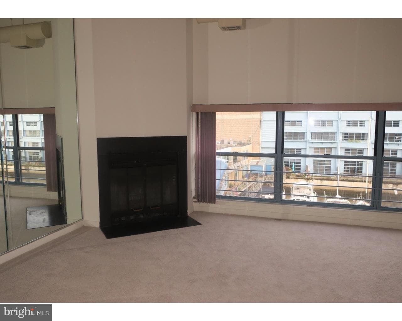3 N Columbus Boulevard #405 photo 2