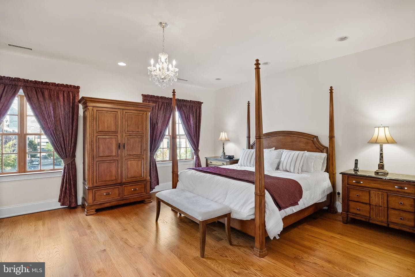 124 Bainbridge Street photo 26