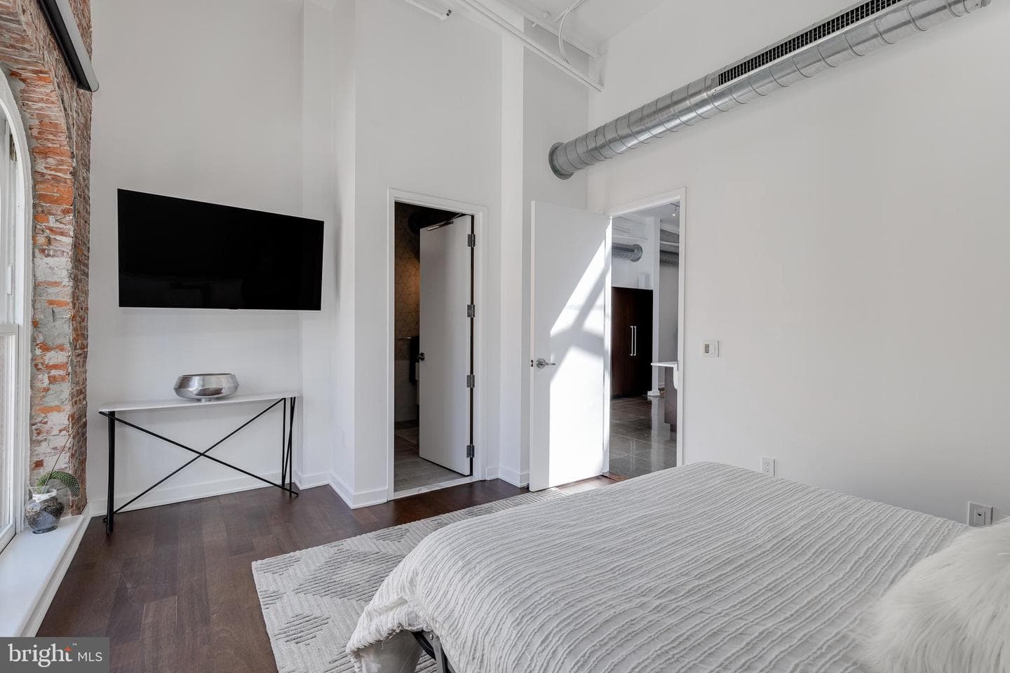 105-32 S 12th Street #penthouse 504 photo 36