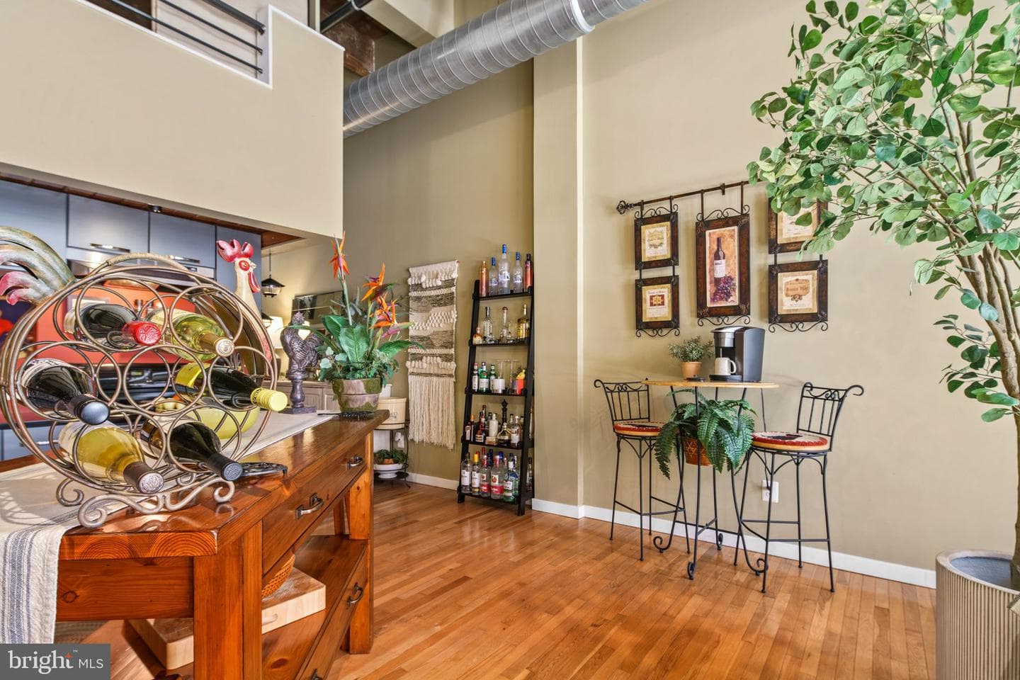 1027 Arch Street #307 photo 17