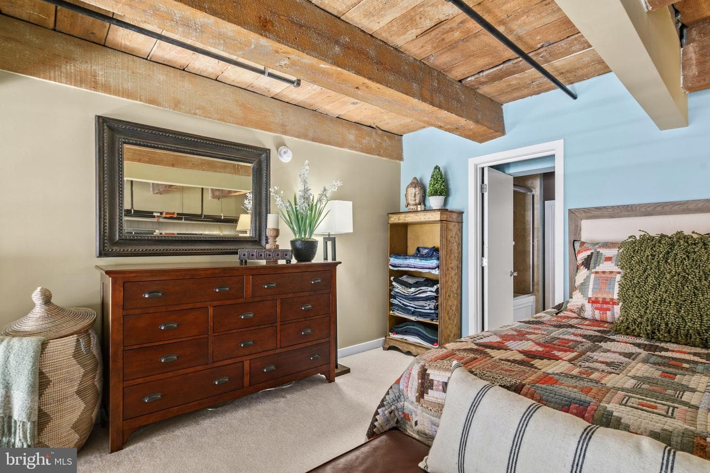 1027 Arch Street #307 photo 25