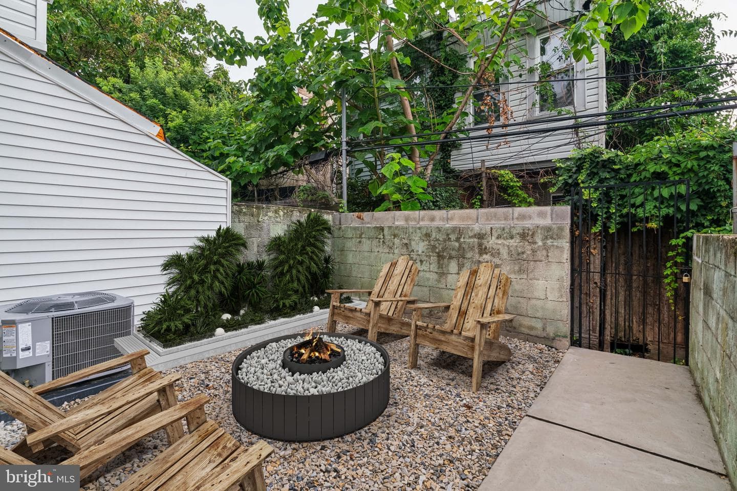 2433 N 17th Street photo 8