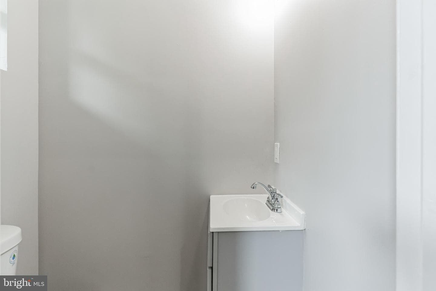 5816 Pine Street photo 6
