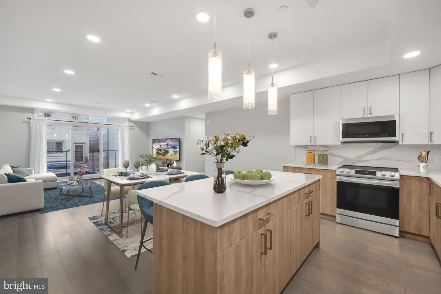 700 Moyer Street #103 photo 5