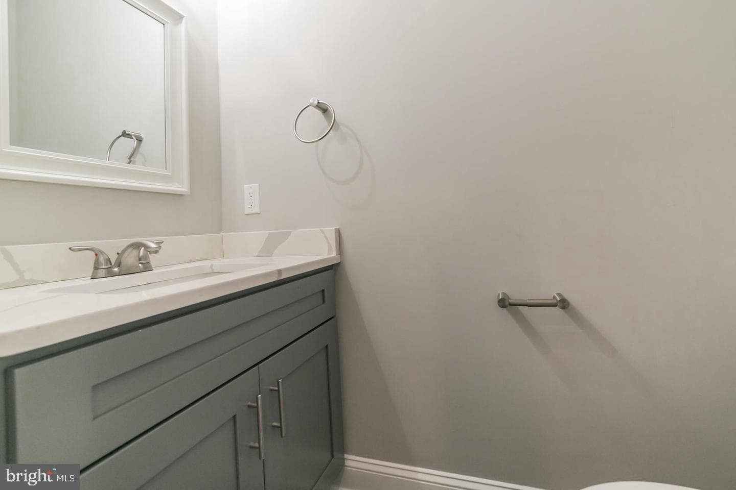 1816 E Lehigh Avenue photo 22