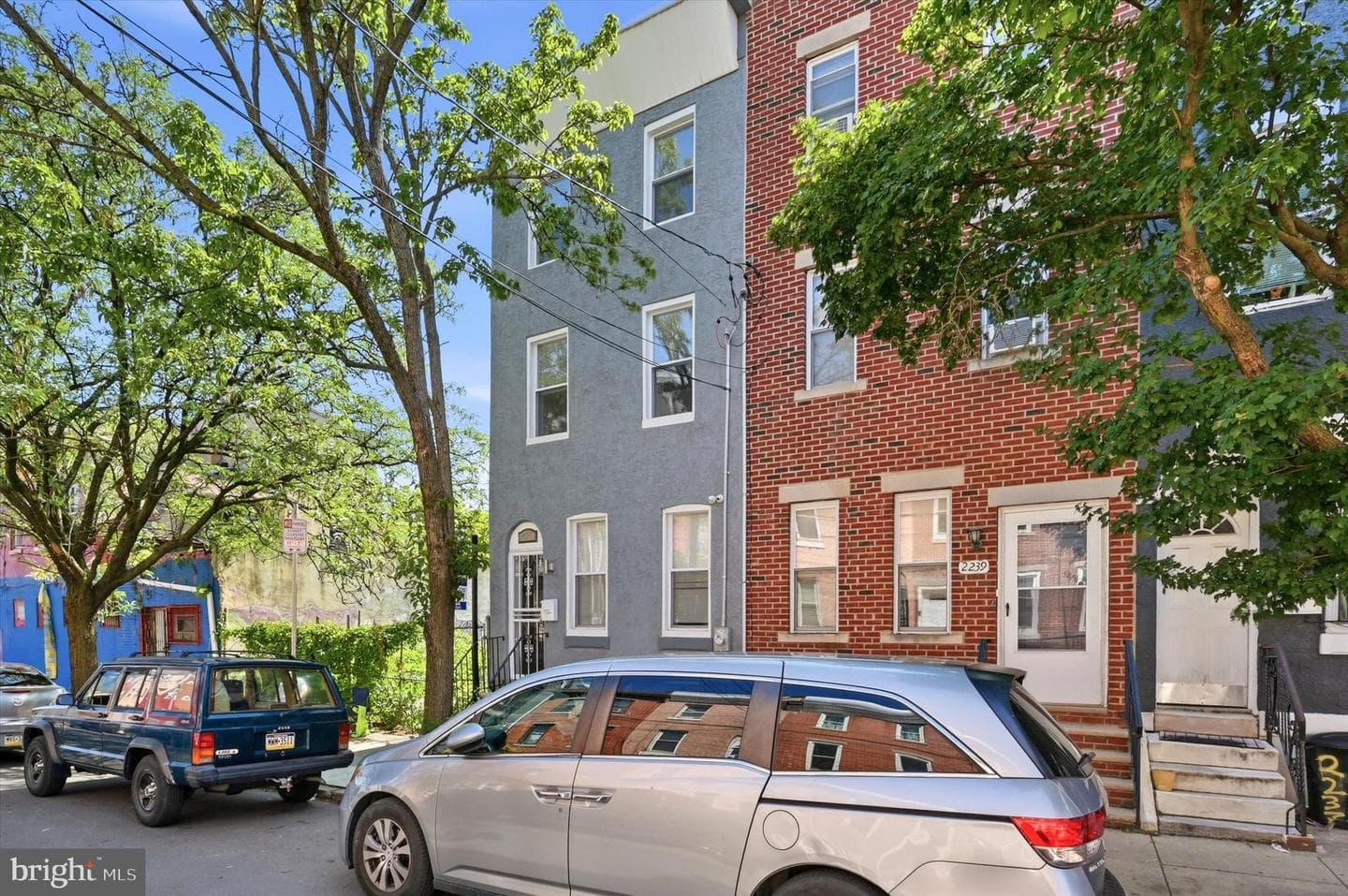 2241 N Hancock Street photo 3