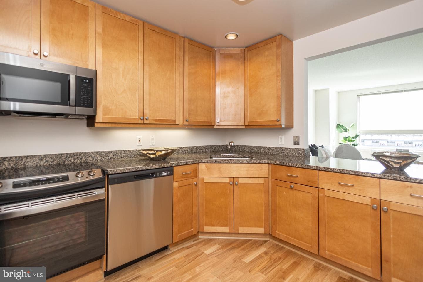 717 S Chris Columbus Boulevard #704 photo 14