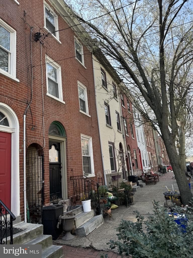 923 E Moyamensing Avenue, Philadelphia