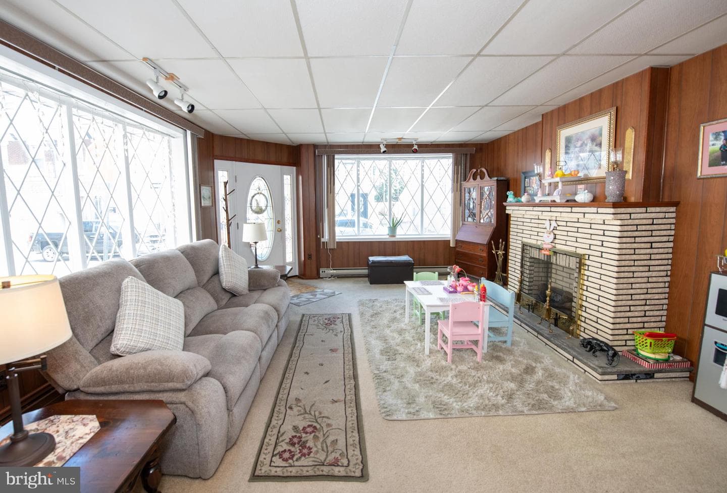 2740 Pratt Street photo 8