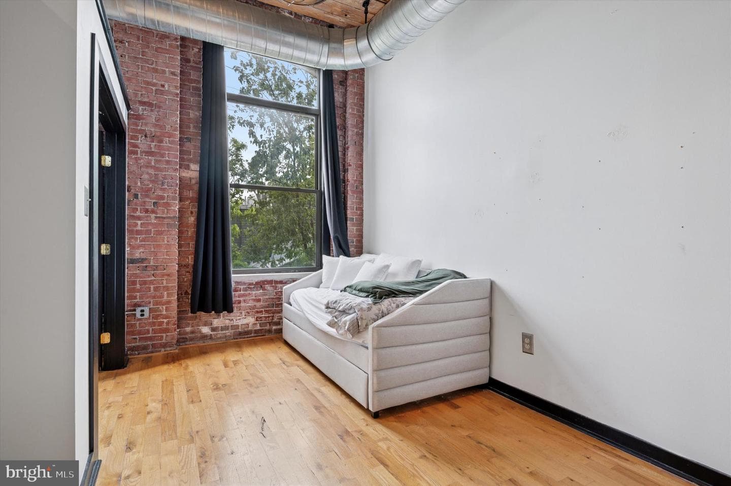 1524 N Hancock Street #402 photo 28