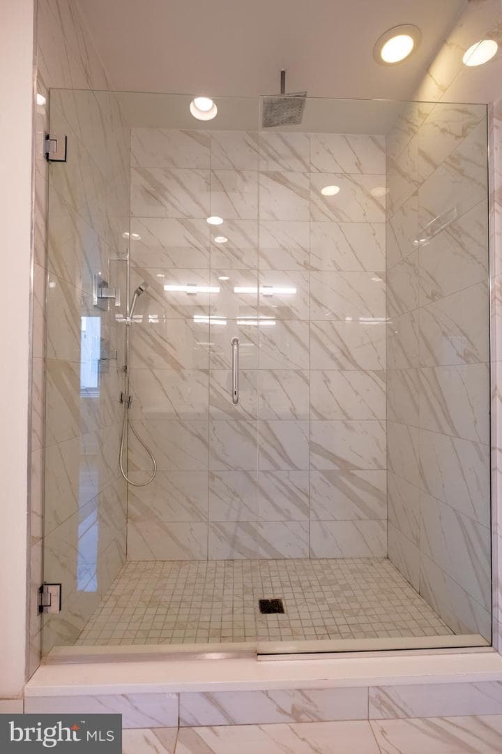 634 N 5th Street #18 photo 9